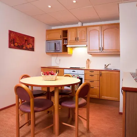 Апартаменти Tallinnhousing Old Town Homes - 1 Bdr In Vene *